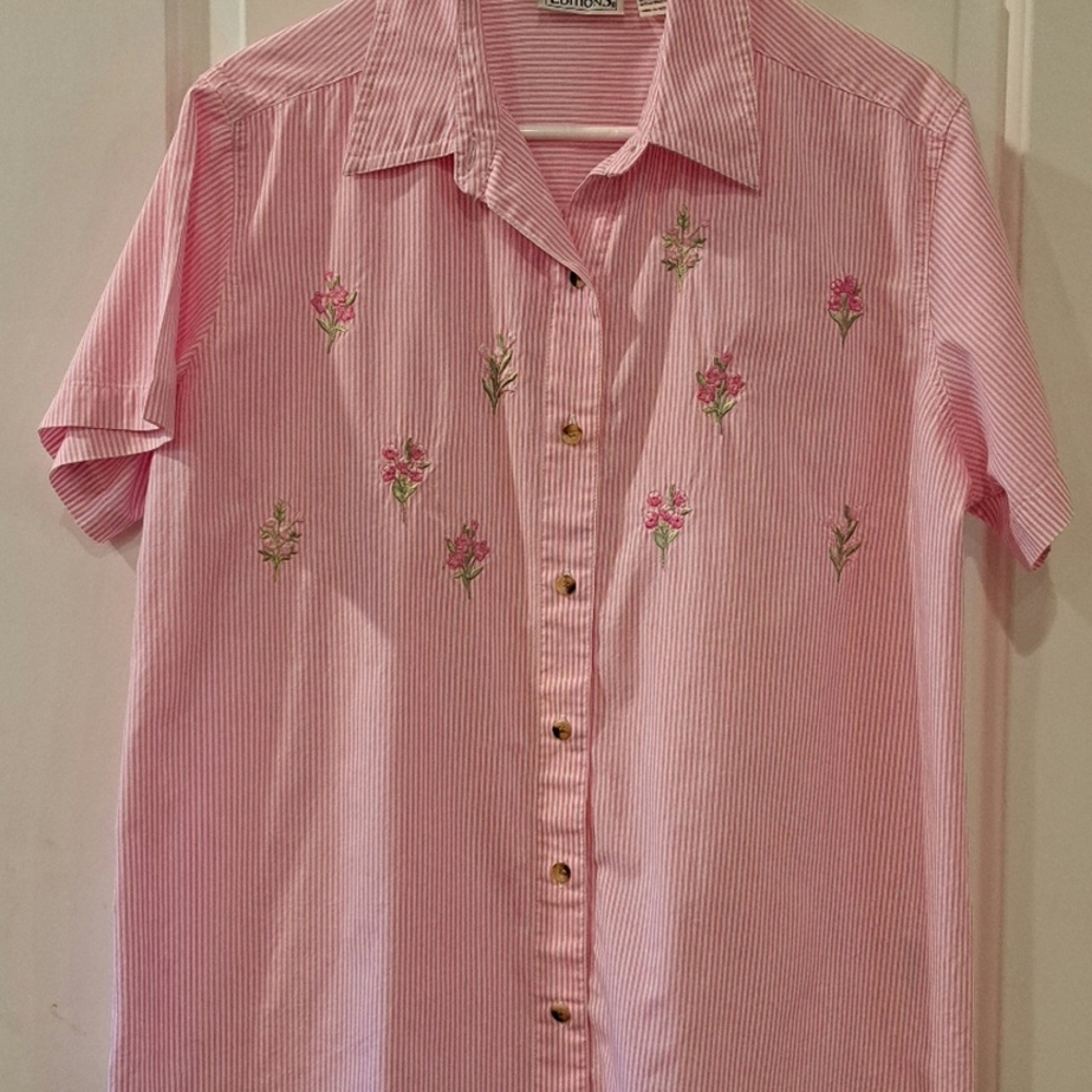 Basic Editions Floral Embroidered Button Down Shirt Pink Striped size M - Picture 3 of 16